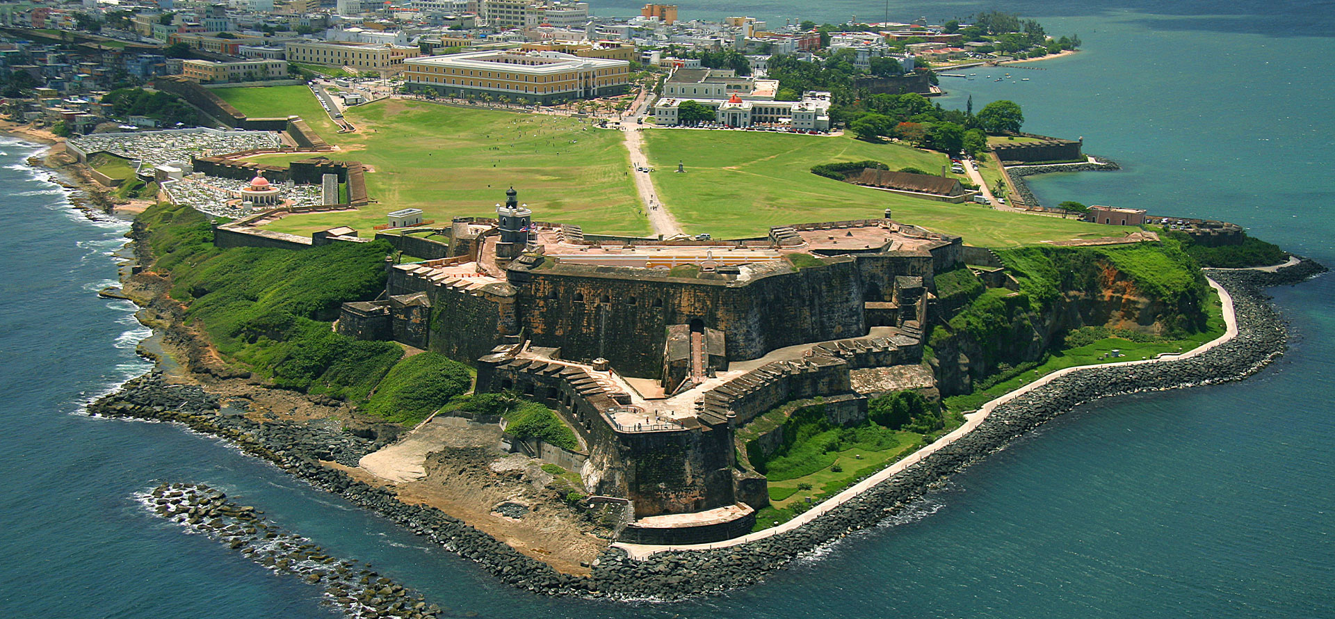 Puerto rico vs Hawaii landscape.