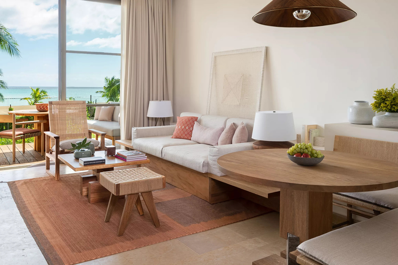 Rooftop Oceanview Suite - living room.