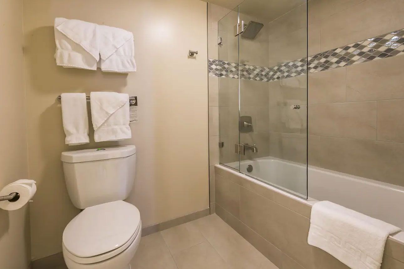 Premium Suite, 2 Bedrooms-bathroom 1.