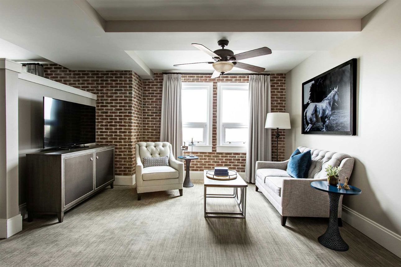 Premier Suite - living room..