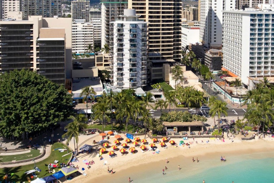 Aston Waikiki Beach Tower Review - Tripbirdie.com