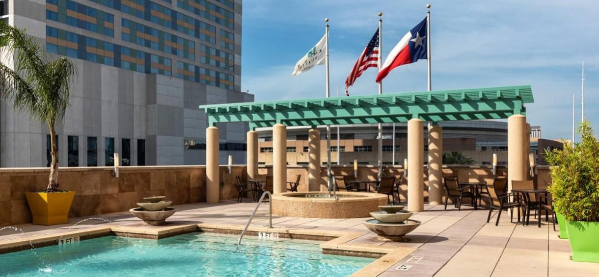 Best Hotels Near Minute Maid Park in Houston - tripbirdie.com