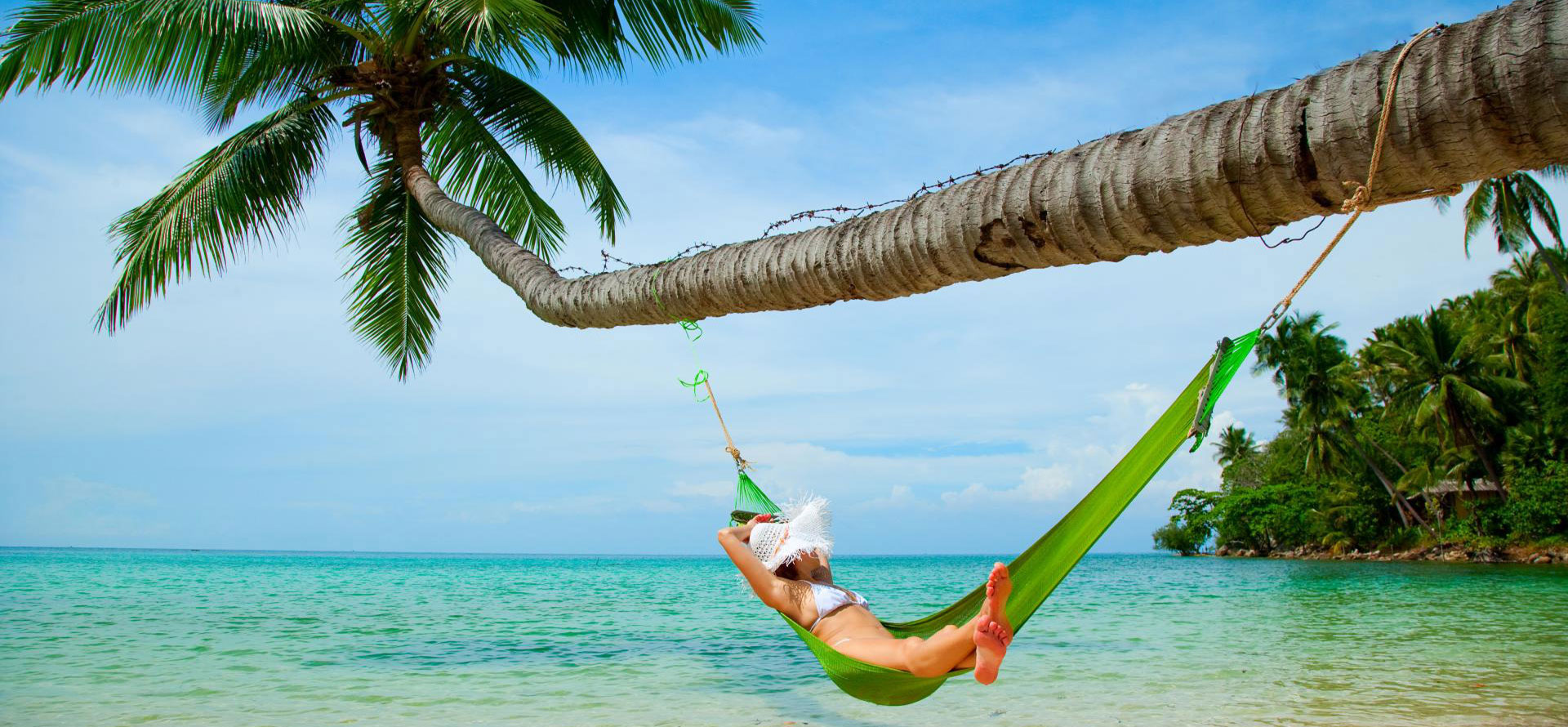 Fiji or bali woman at the beach.