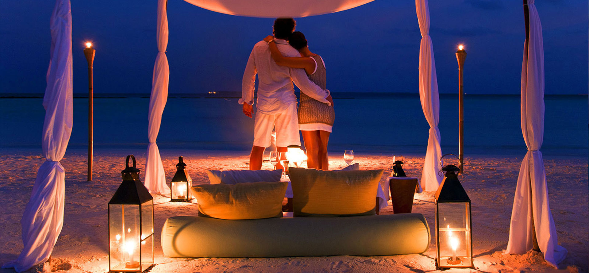 Dubai honeymoon resorts for couple.