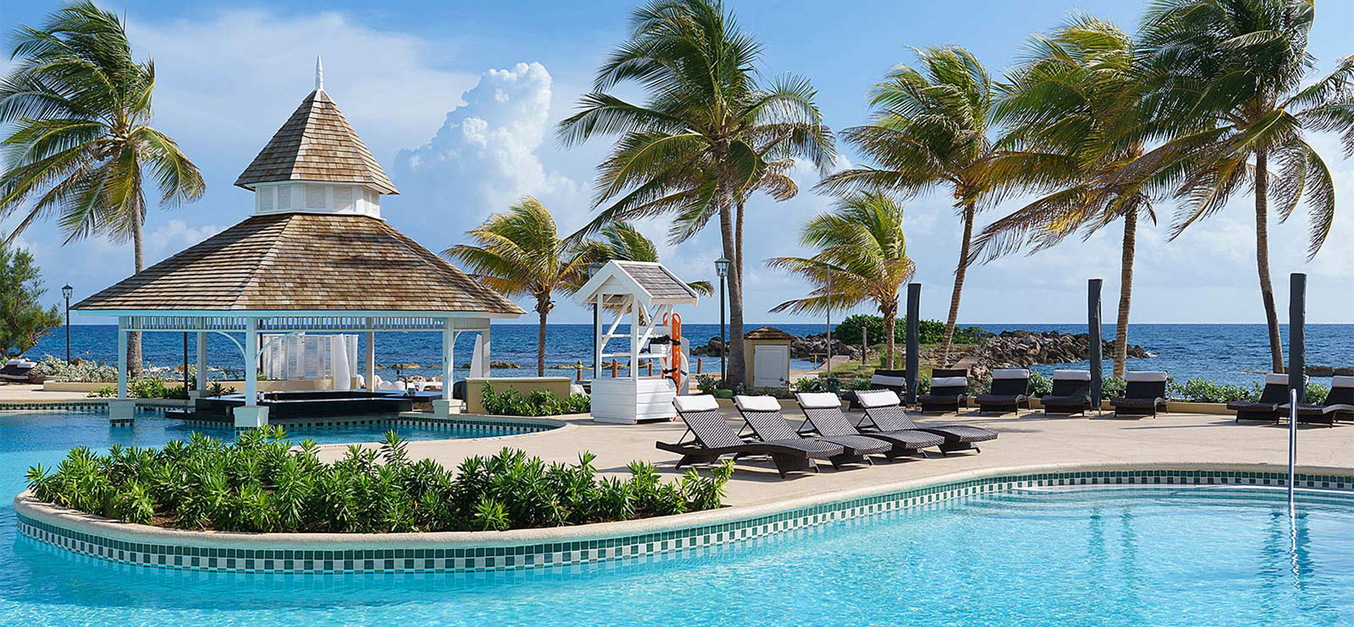 Jamaica all-inclusive adults only resort with palmtree.