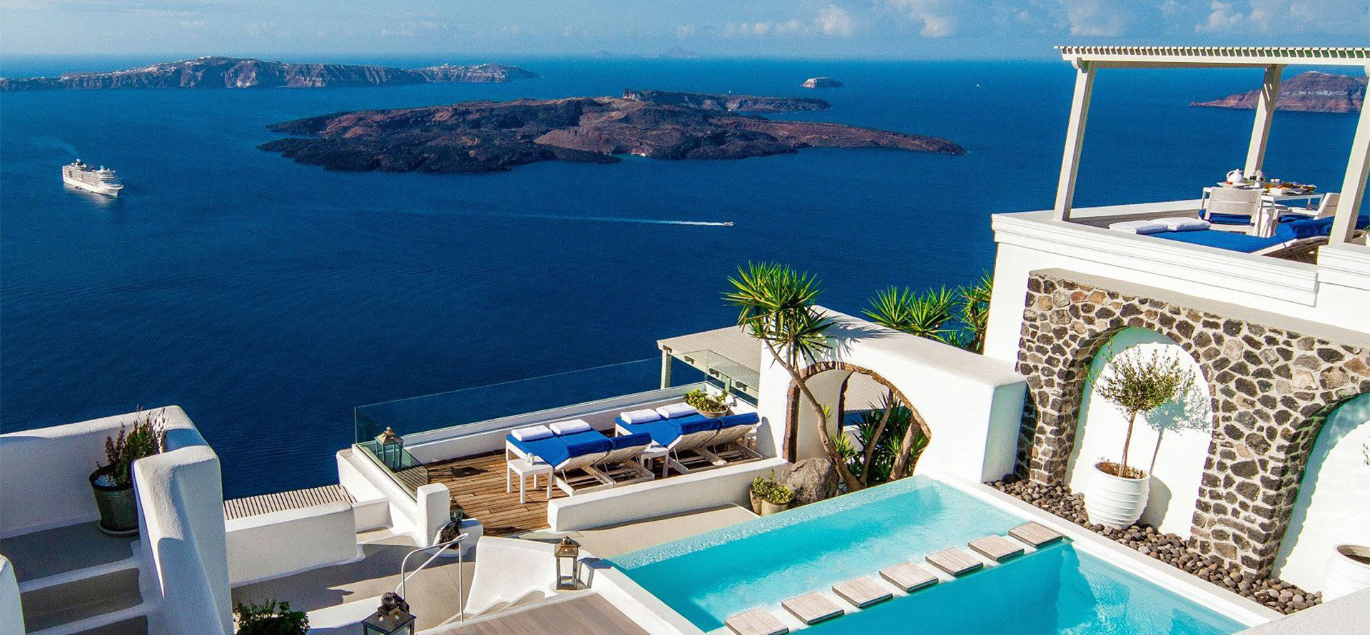 Santorini greece all inclusive resorts.