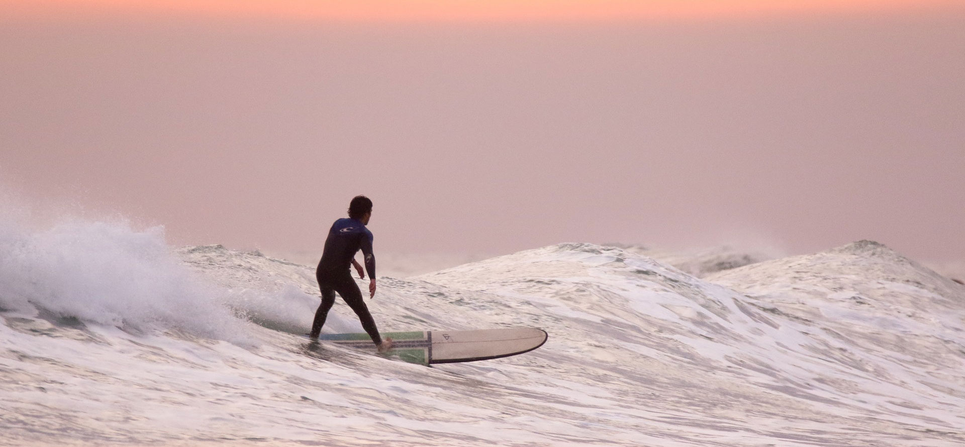 Hawaii vs maldives surfing.