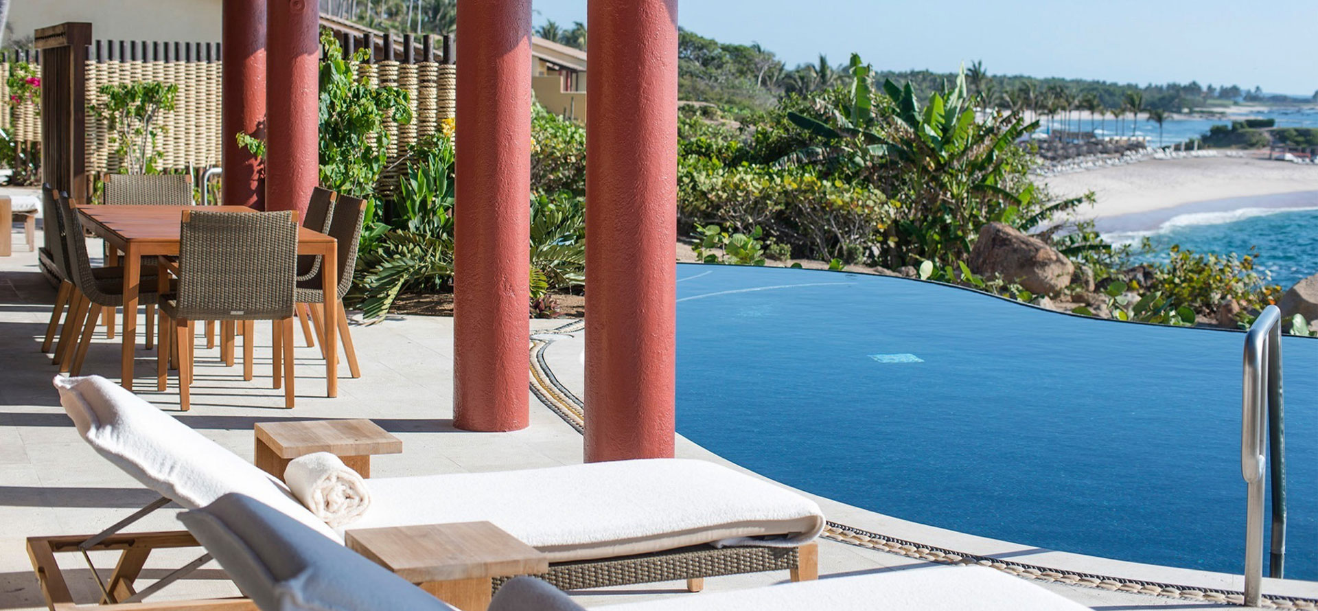 Swimming pool in Punta Mita all inclusive resort.