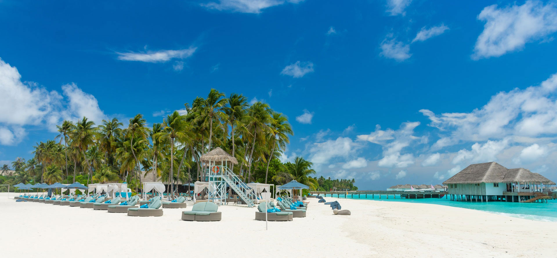 Lounge zone in Aruba.