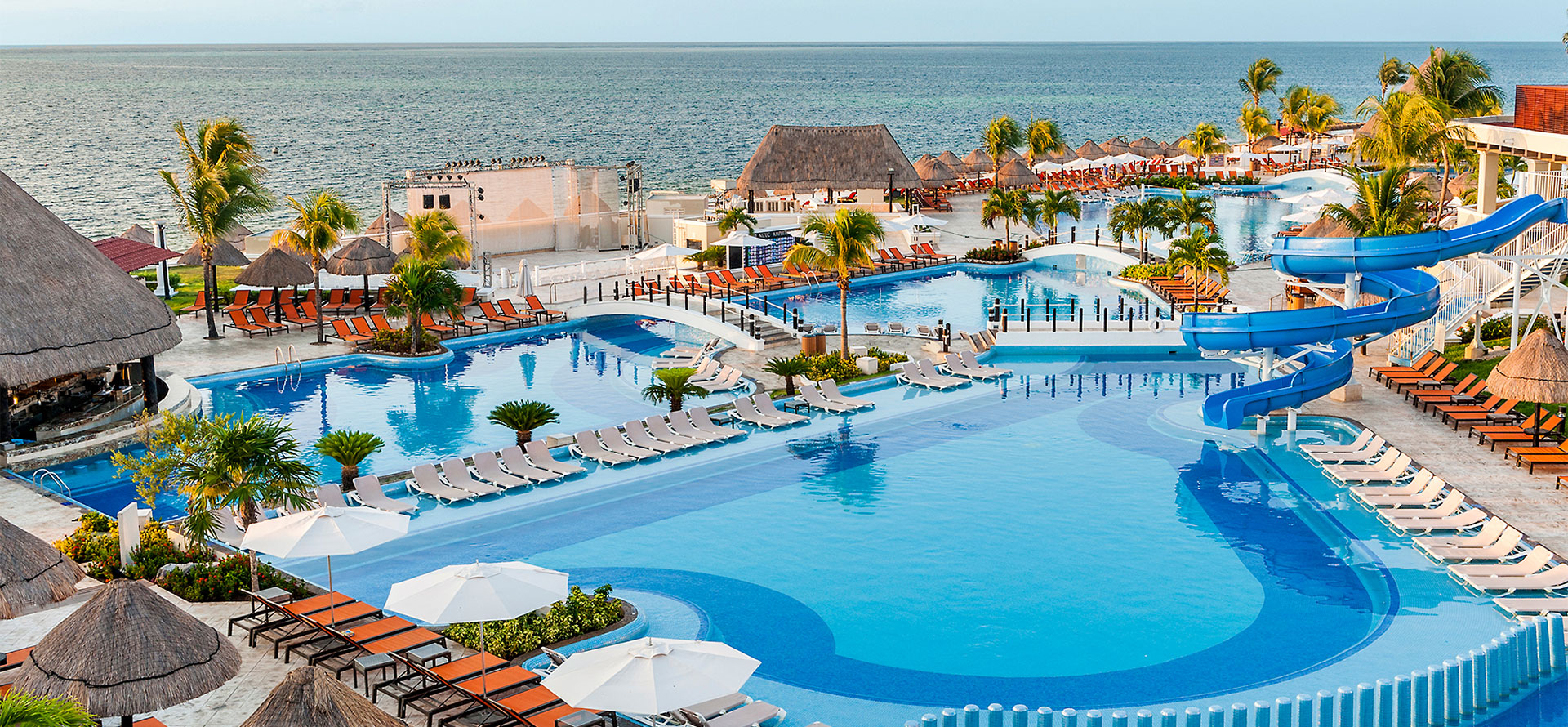 Cancun all-inclusive adults only resort and swimming pool.