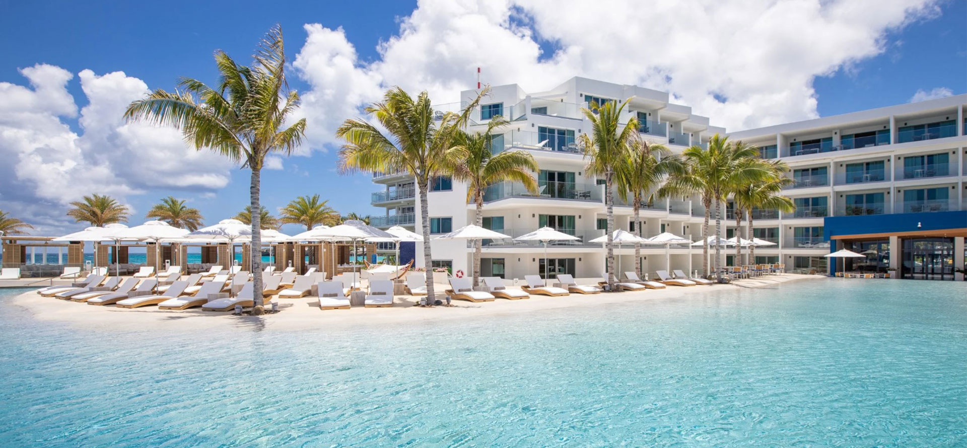 St. Maarten All-Inclusive Family Resorts and swimming pool.