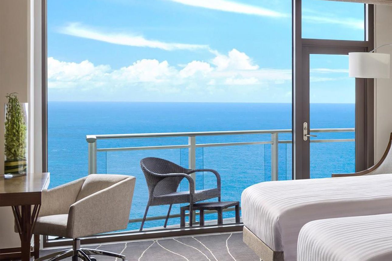 Deluxe Oceanfront - balcony.