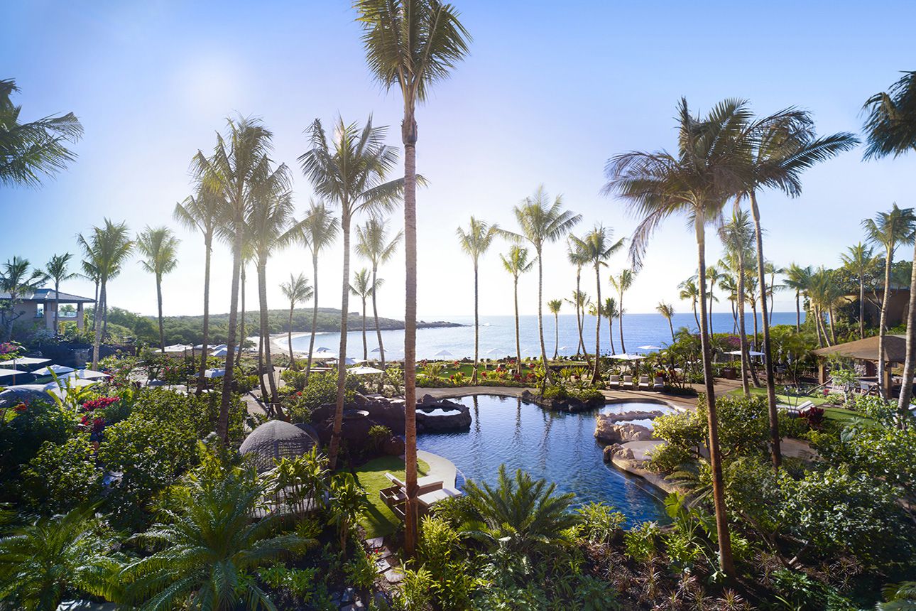 Four Seasons Lanai pool.