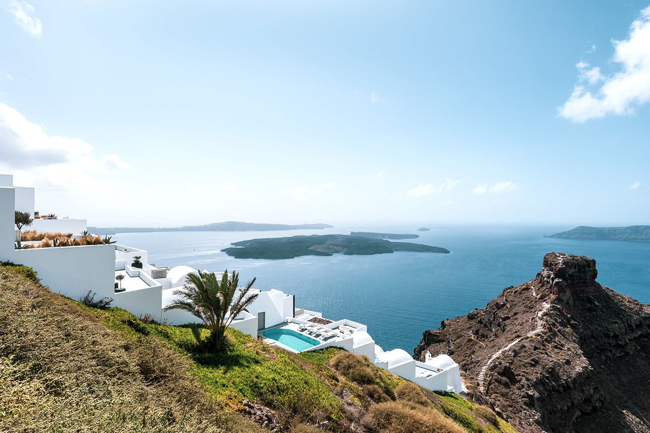 Grace Hotel Santorini.