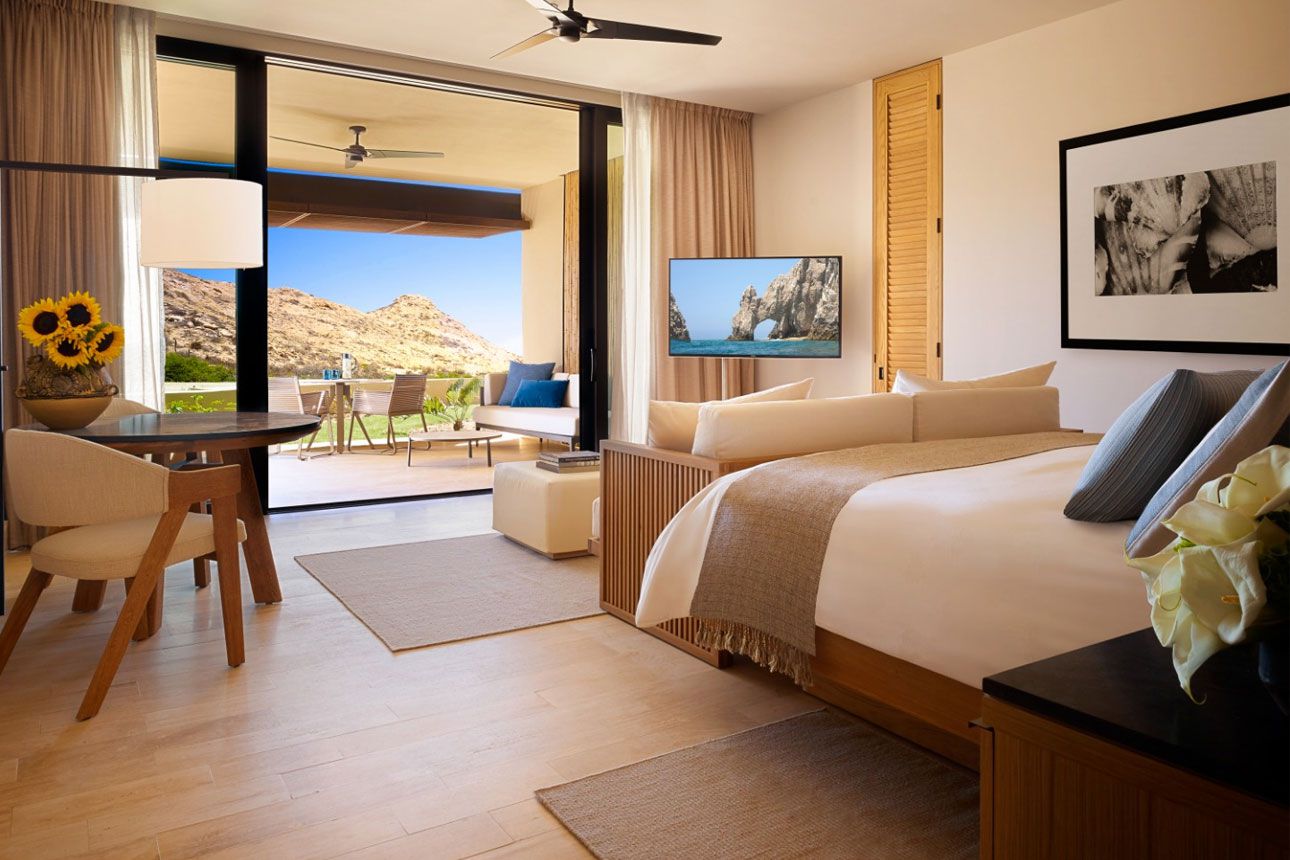 Coastal View Suite - bedroom..