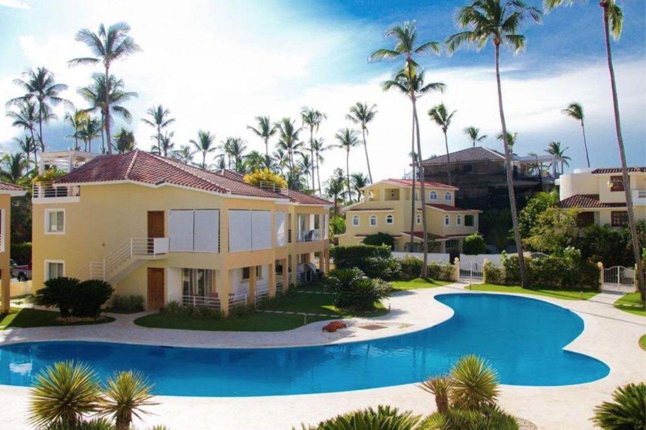 Deluxe Condo Pool View Terrace-villa..