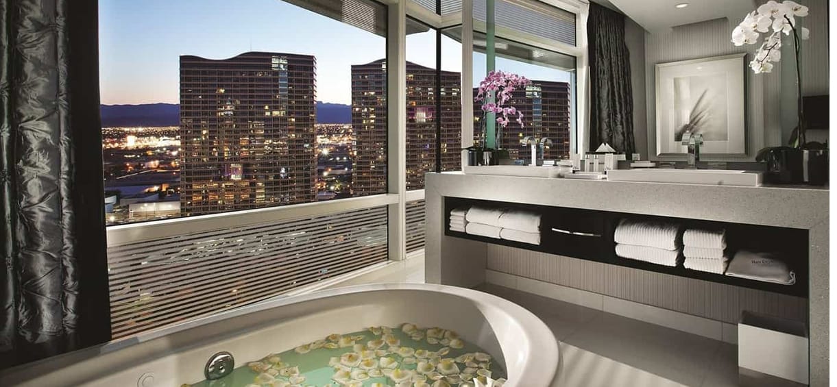 New Jersey Hotels with Jacuzzi in Room view.