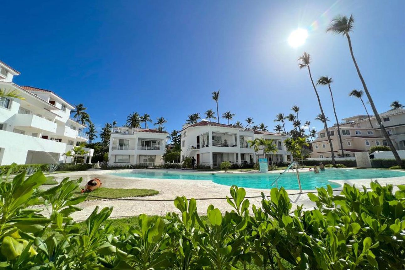 Los Corales Villas And Suites resort.