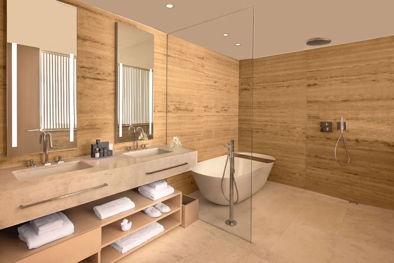 Premier Suite, 1 Bedroom, Oceanfront-bathroom.