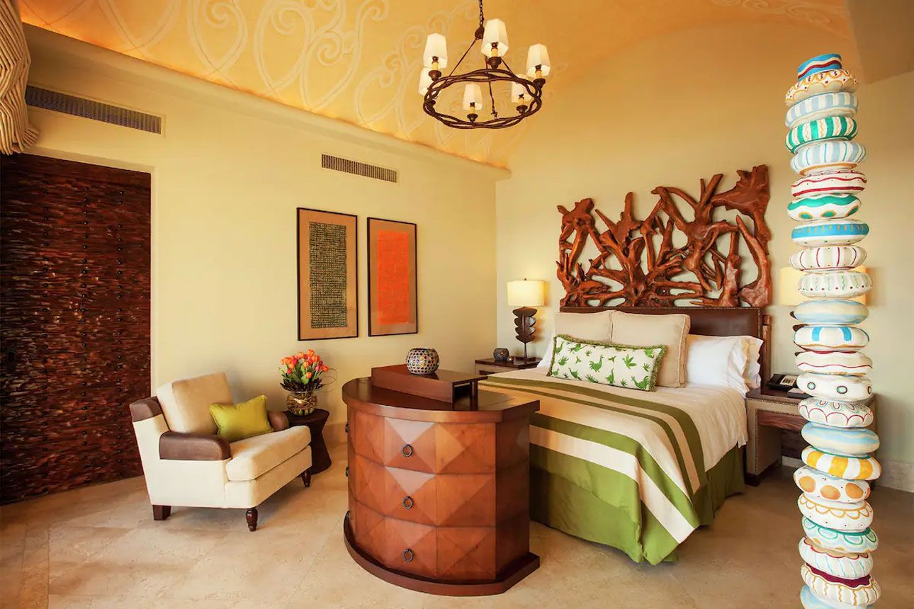 Premium Beach Front Suite with Plunge Pool-bedroom..