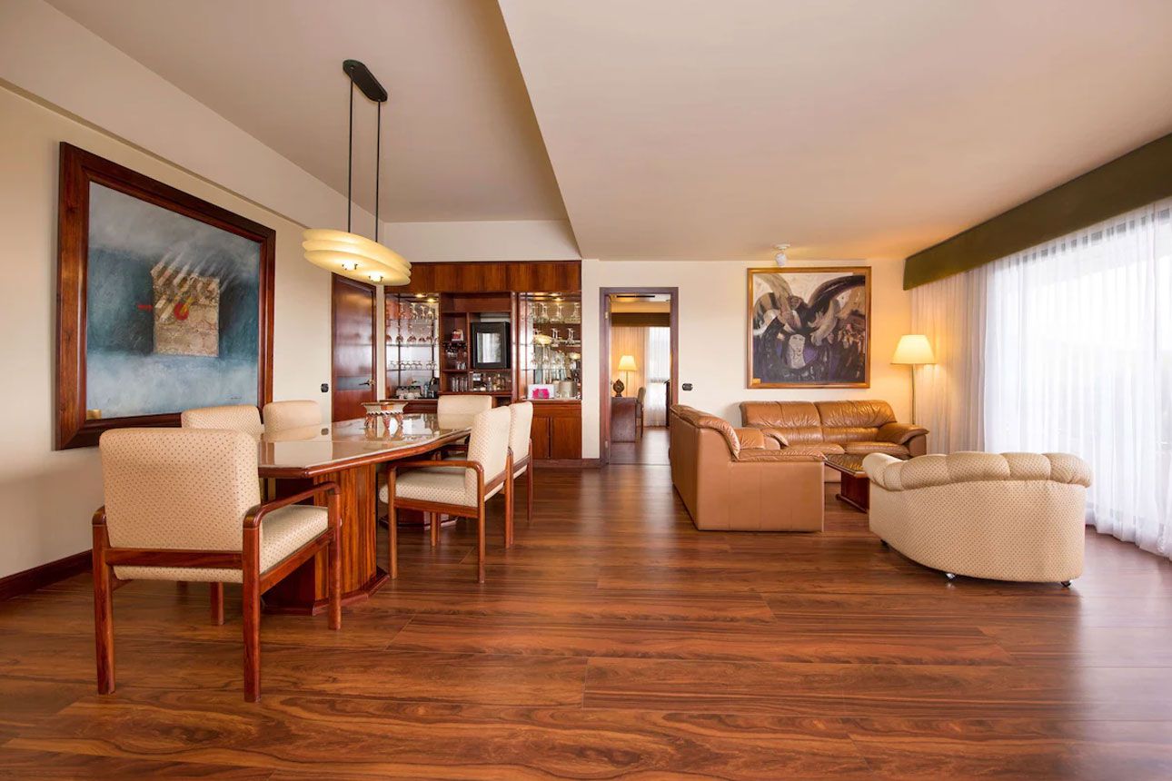Presidential Suite Premium Level-living room..