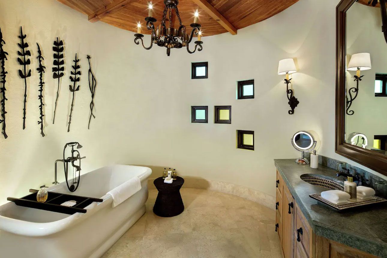 Private Pedregal Home with Marina View-bathroom..