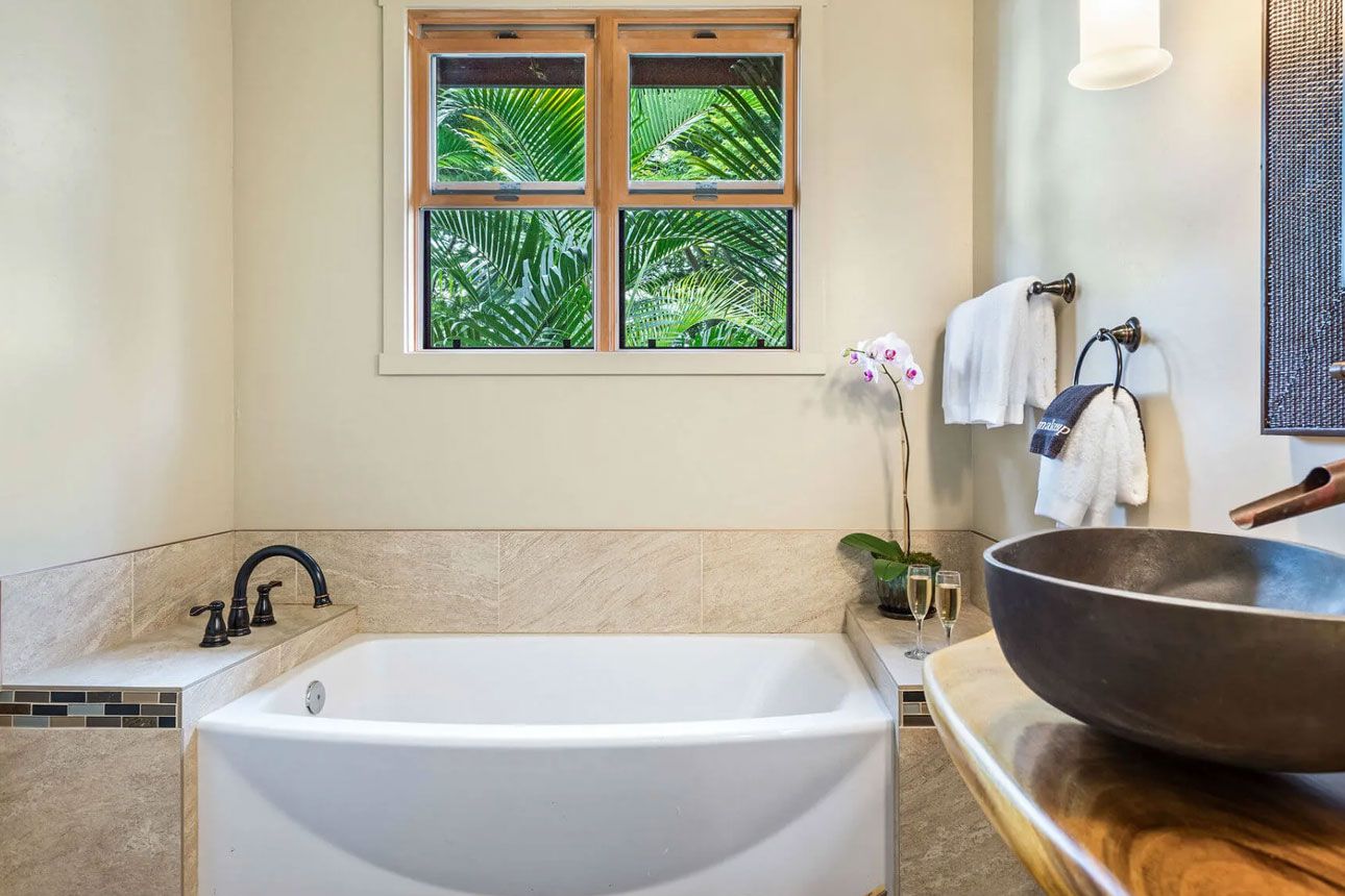 Red Barn-bathroom.