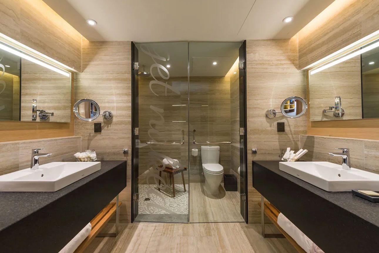 Marina View Suite, 1 Bedroom-bathroom..