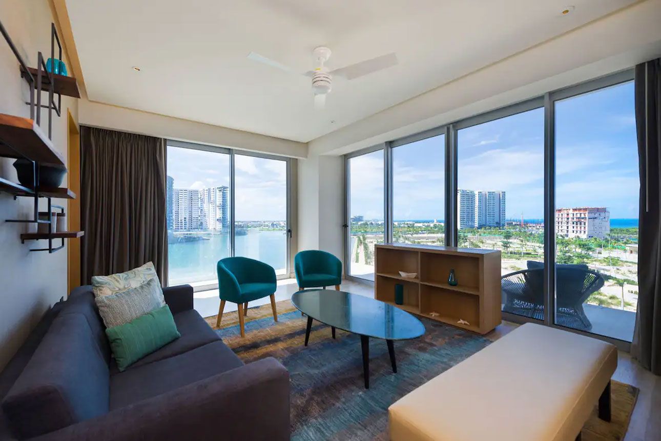 Marina View Suite, 1 Bedroom-living room..
