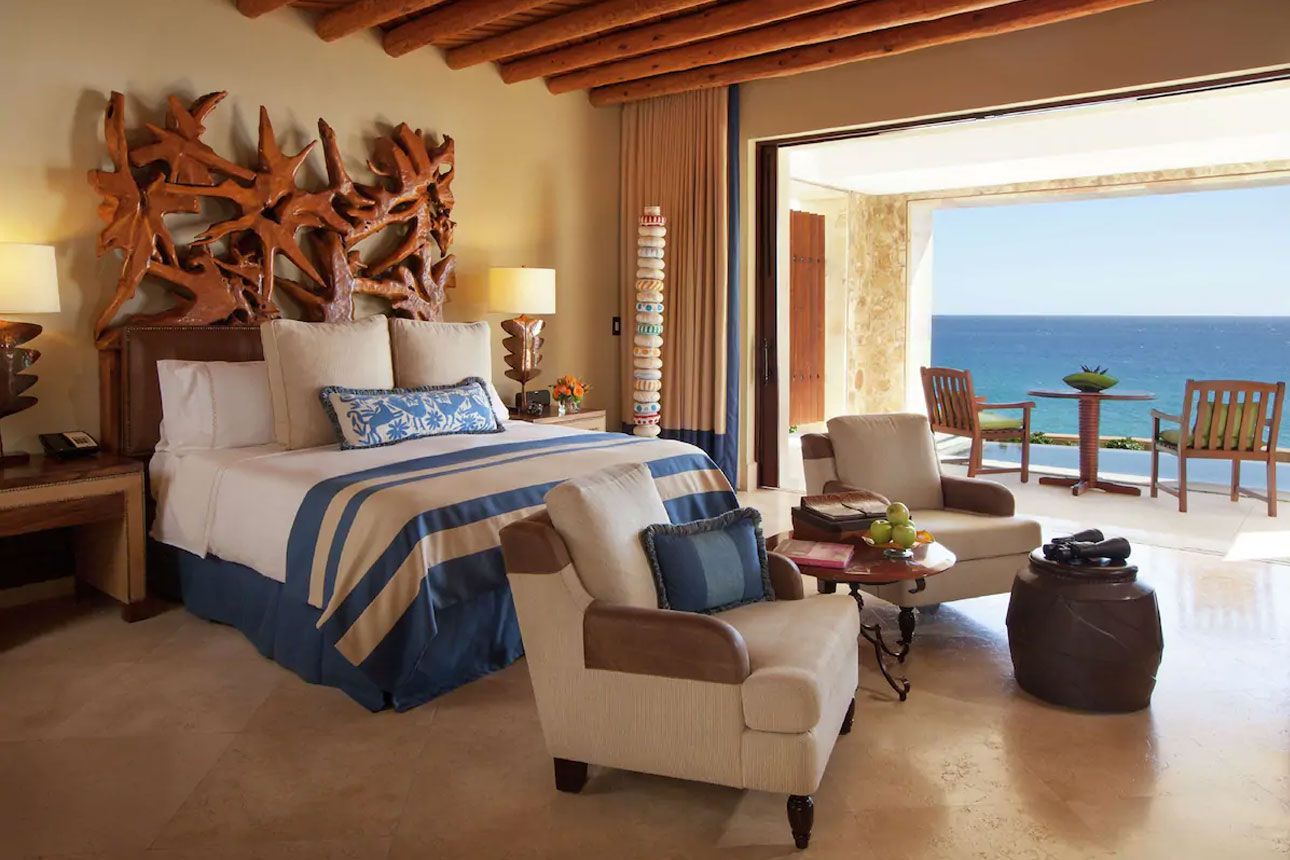 Dos Mares Jr. Suite with Plunge Pool-bedroom.