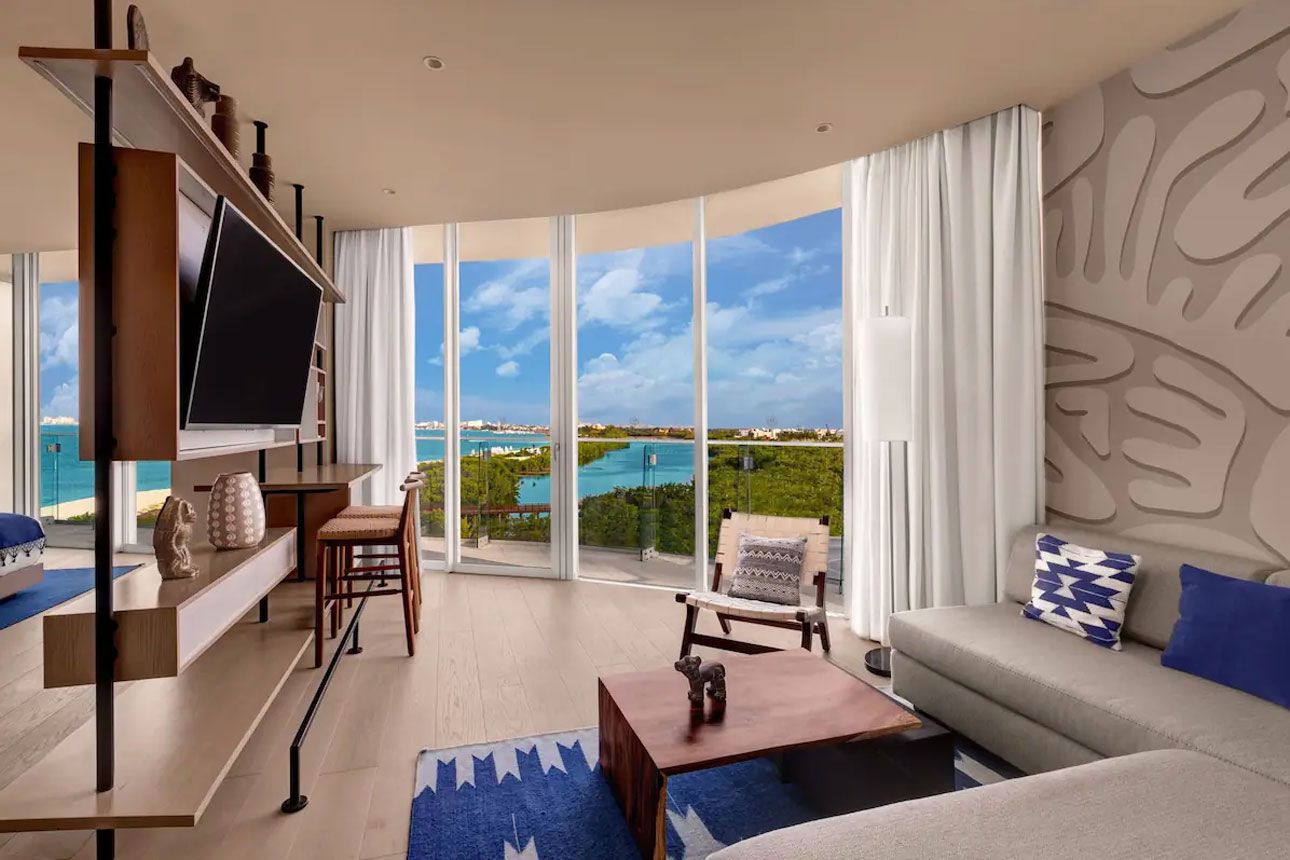 Superior Room, 1 King Bed, Ocean View-living room..