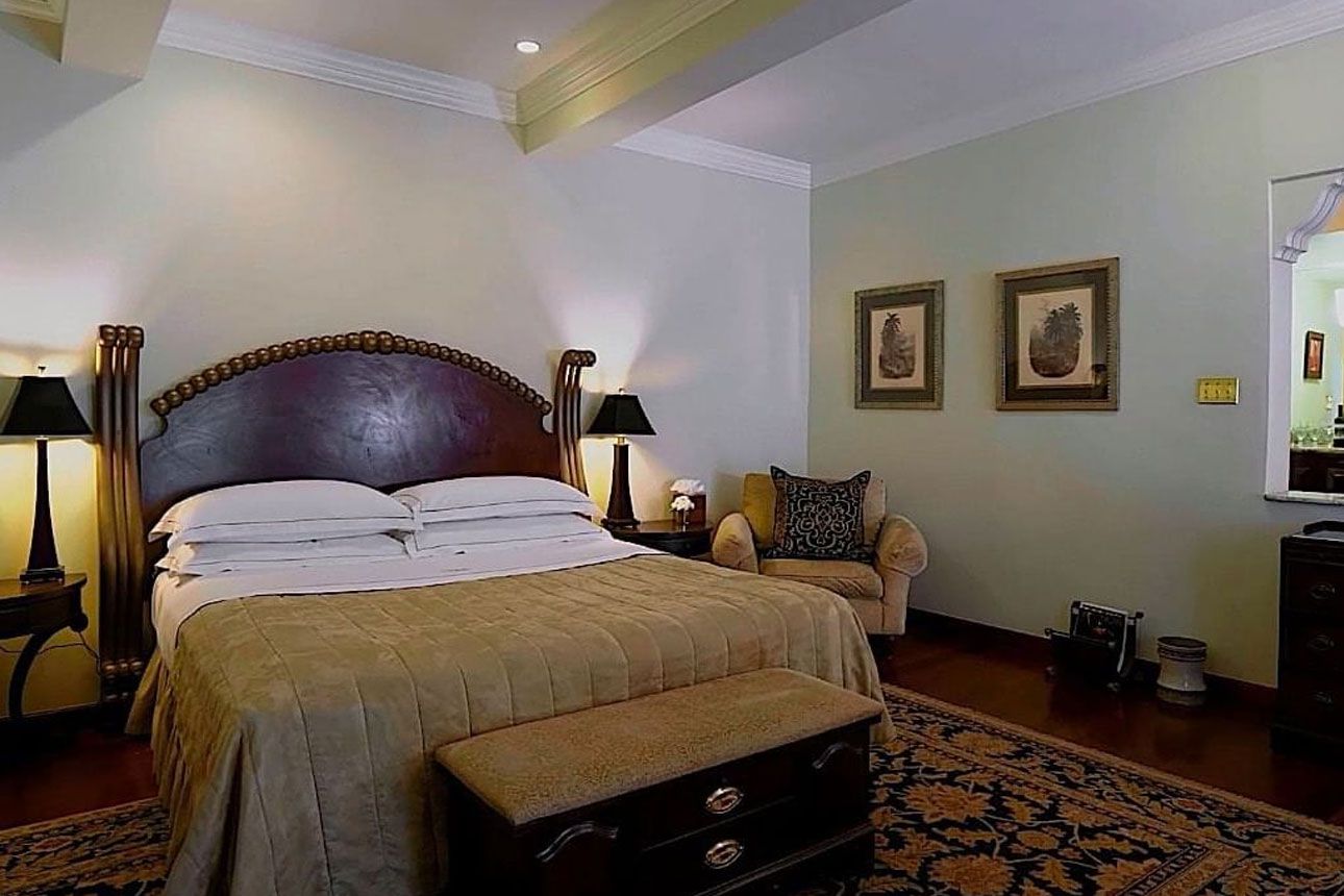 The Blue Mountain Suite-bedroom..