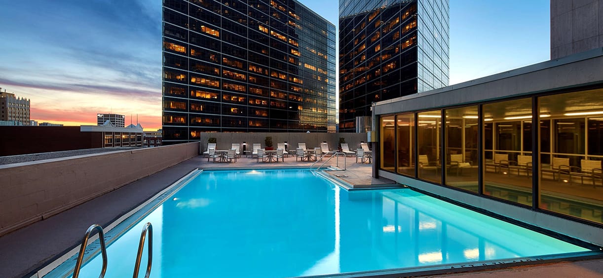 Best Hotels In Tulsa pool.