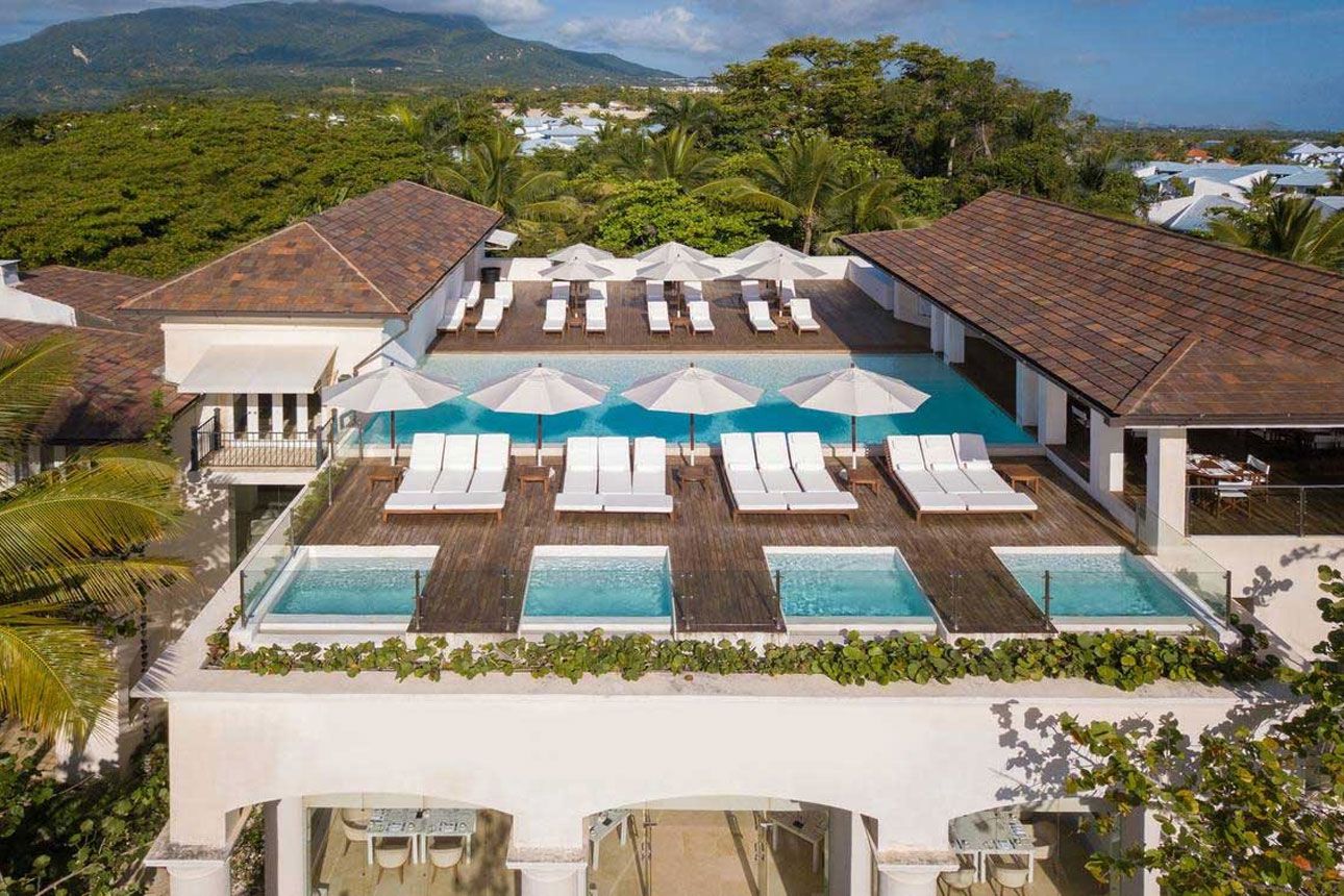 Casa Colonial Beach & Spa pool.