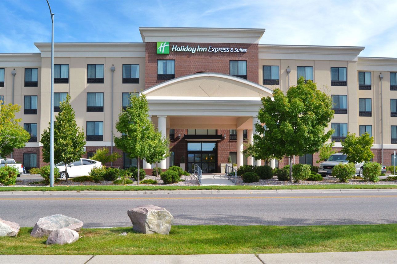 Holiday Inn Express and Suites Missoula facade.