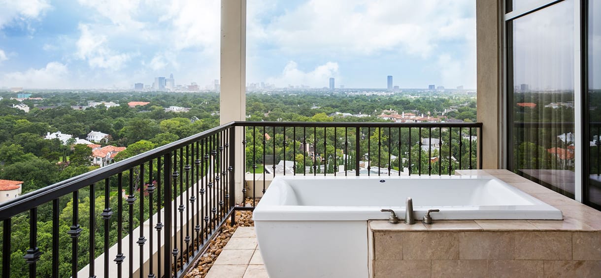 Houston Hotels With Balcony view.
