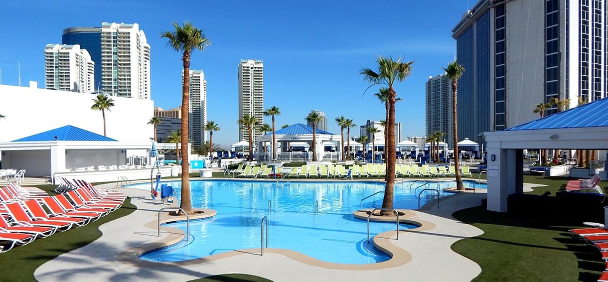 Las Vegas All-Inclusive Resorts pool.