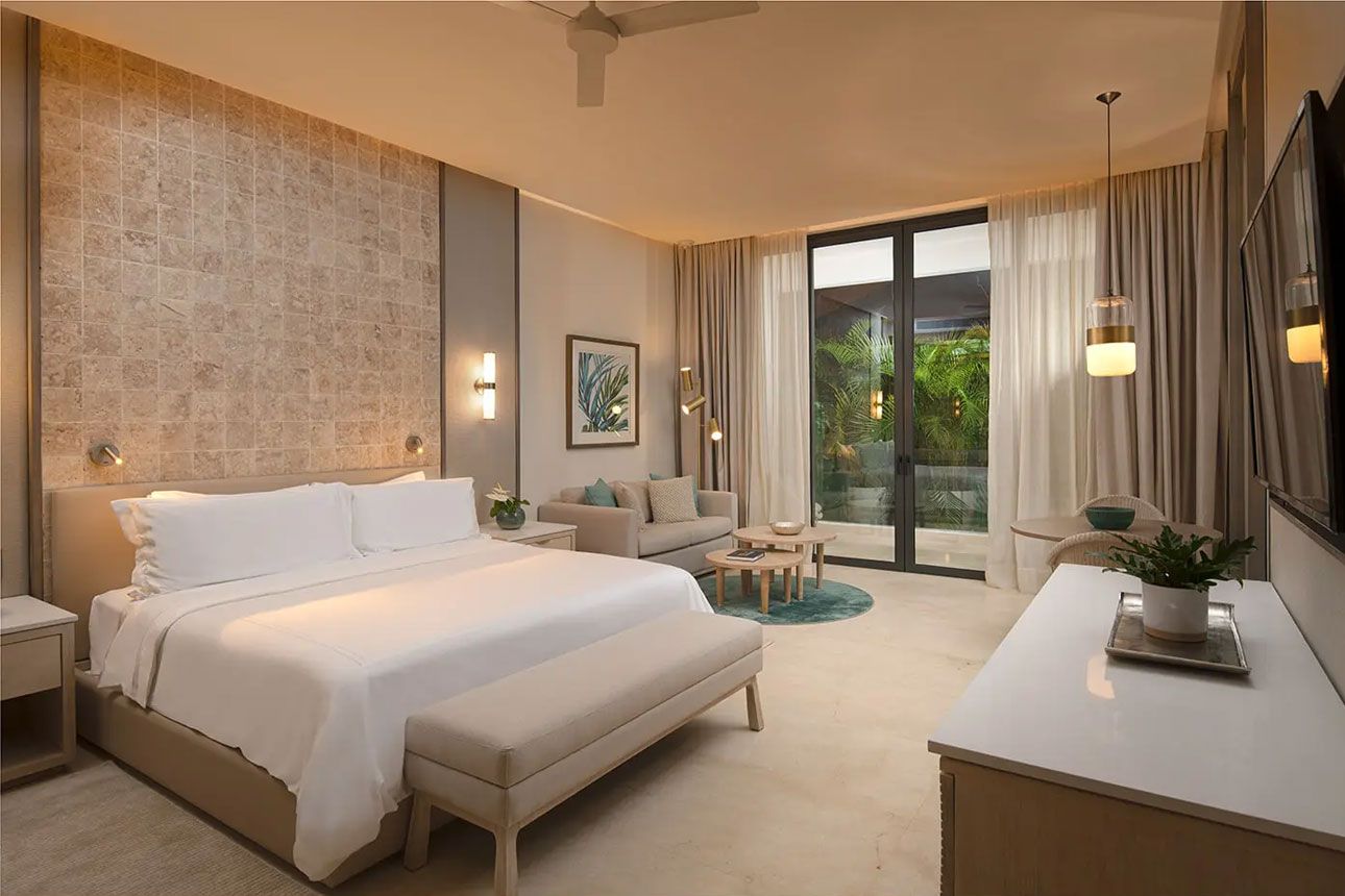 Premier Suite - bedroom..