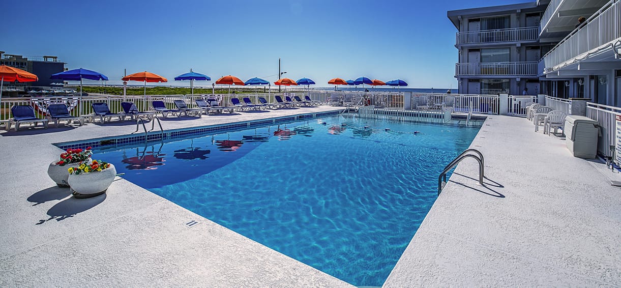 Best Hotels In Wildwood pool.
