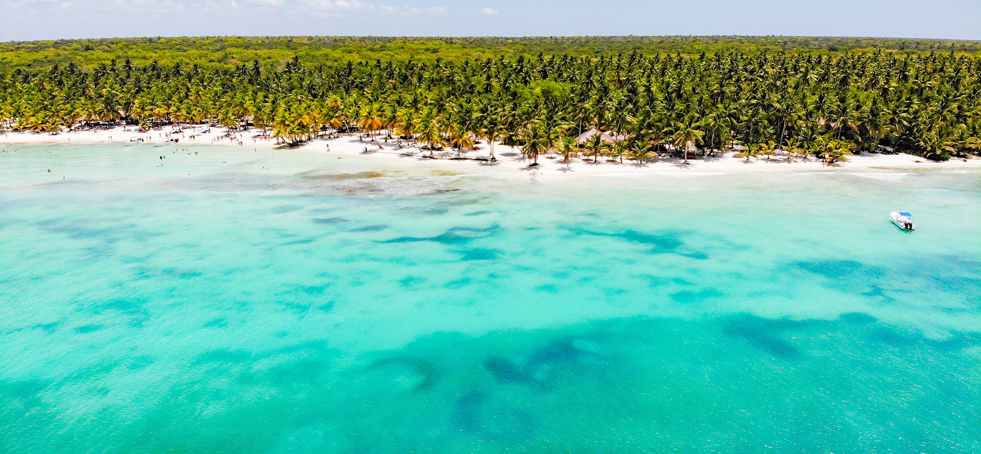 The kind of beach that illustrates the difference of Puerto Rico and Dominican Republic.